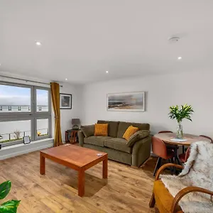 Apartment Marine Parade With River View, Dundee